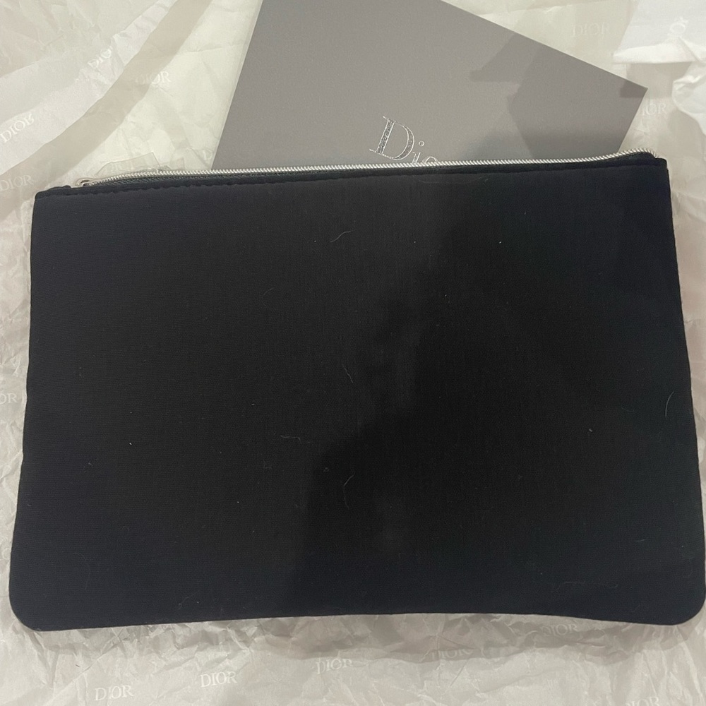 Dior cosmetic bag and samplers